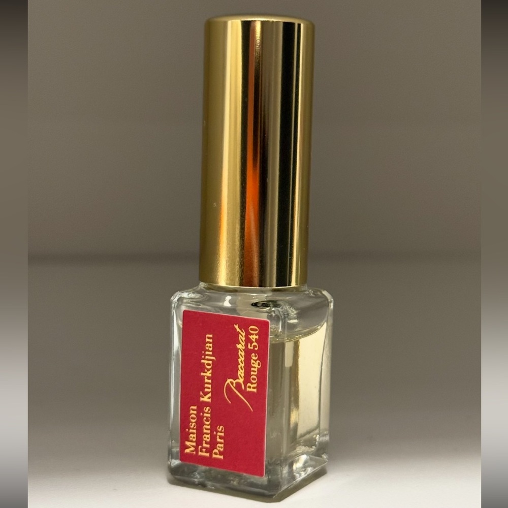 Baccarat Rouge 540 Eau de
Parfum Sample 5 mL